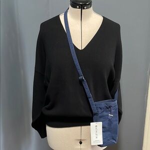 Athleta Blue Coffee Run Water Bottle Sling NWT